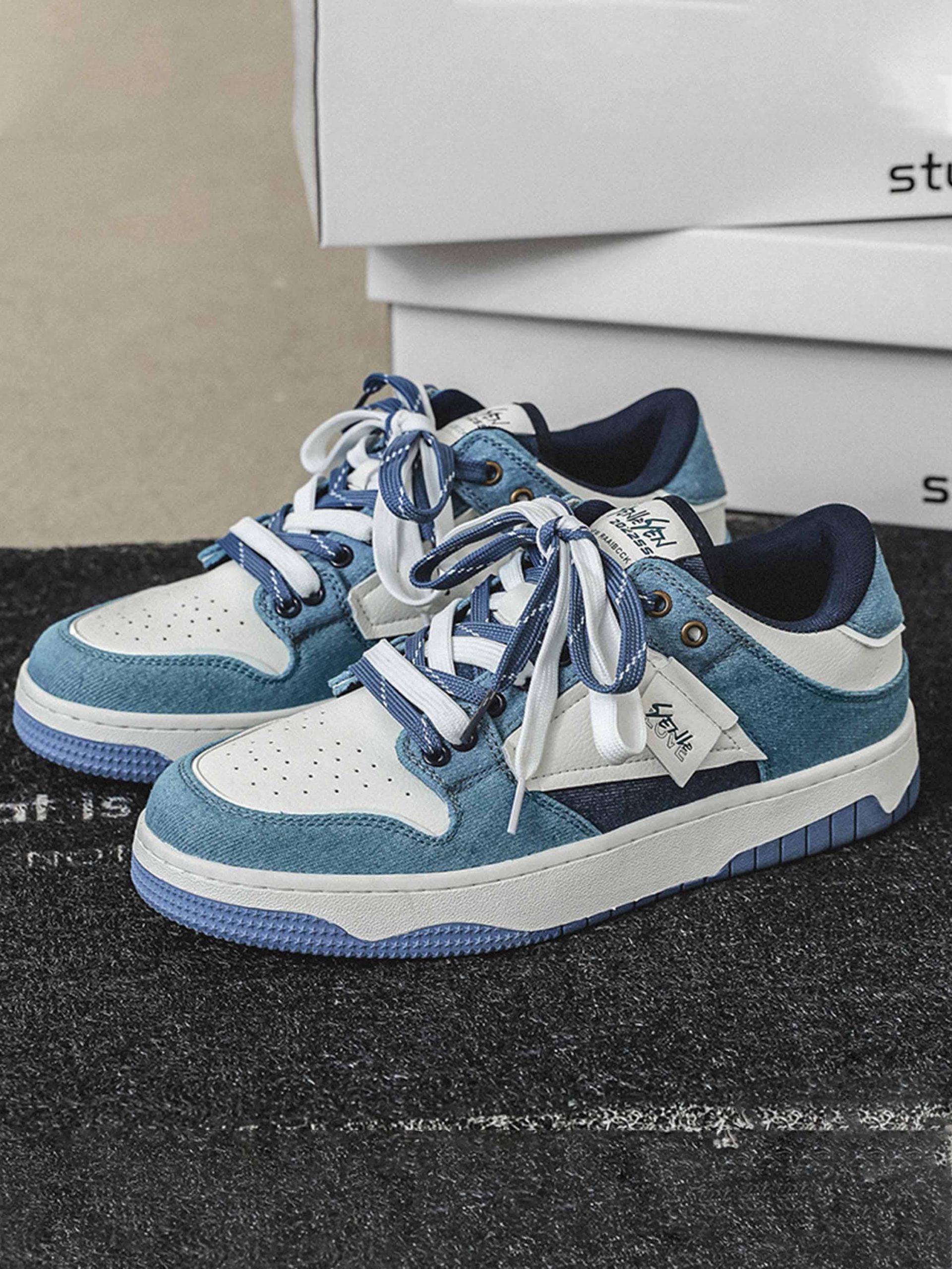 Concert Outfit High Street Hundreds With Casual Slip-On Shoes Couple Models