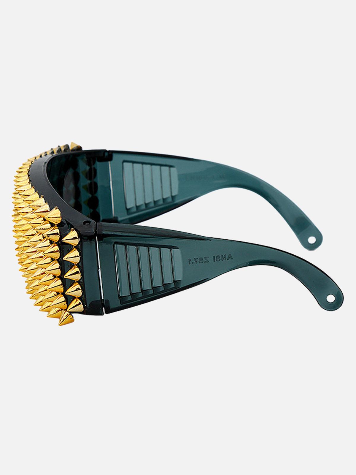 Concert Outfit Large Frame Outdoor Rivet Sunglasses Concert Outfit Large Frame Outdoor Rivet Sunglasses