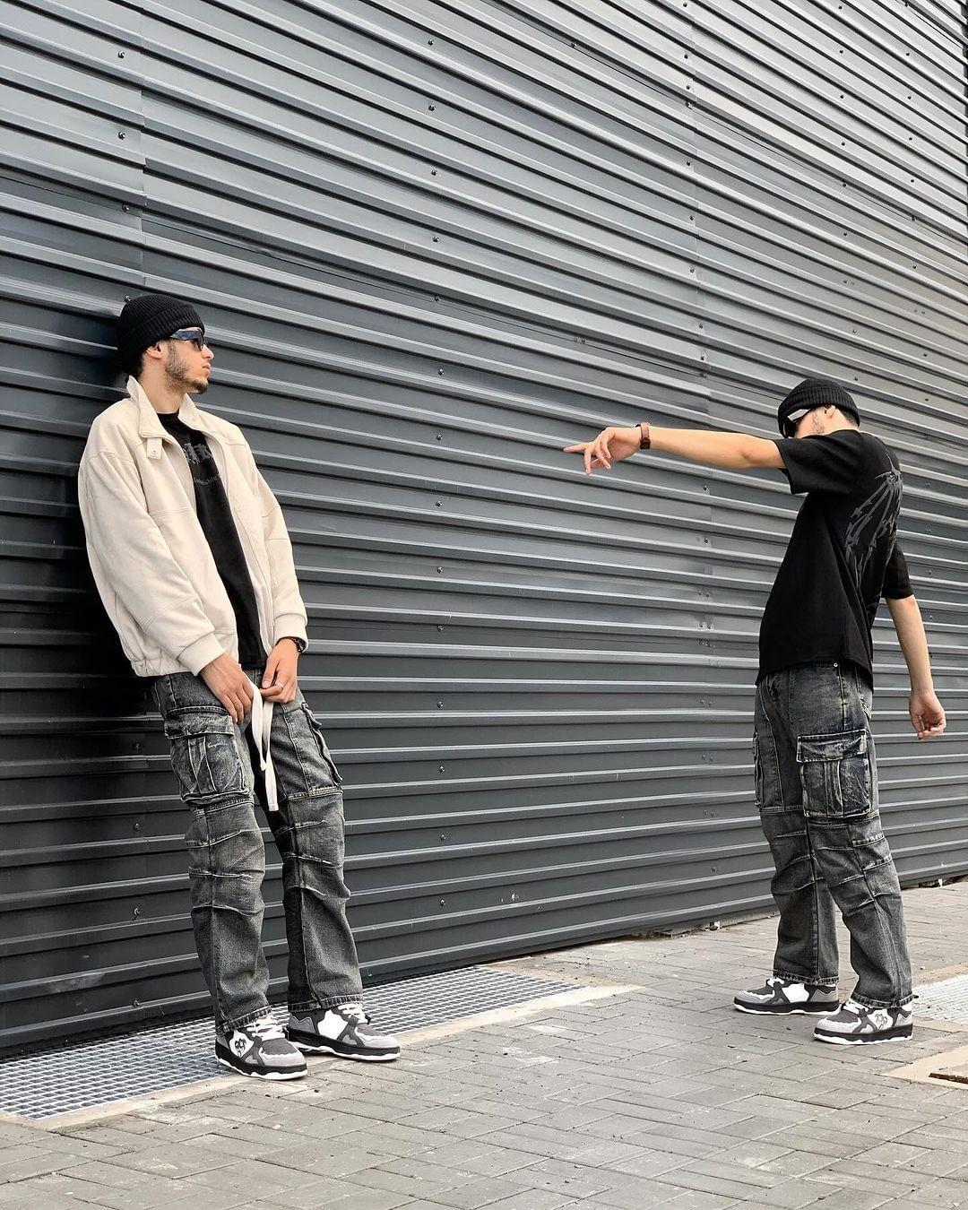 Concert Outfit Washed And Distressed Multi-Pocket Jeans