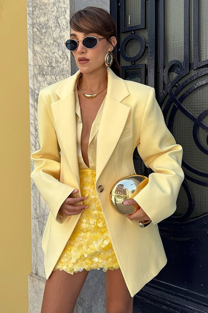 Effortlessly Stylish: Simple Loose Blazer for the Perfect Concert Outfit