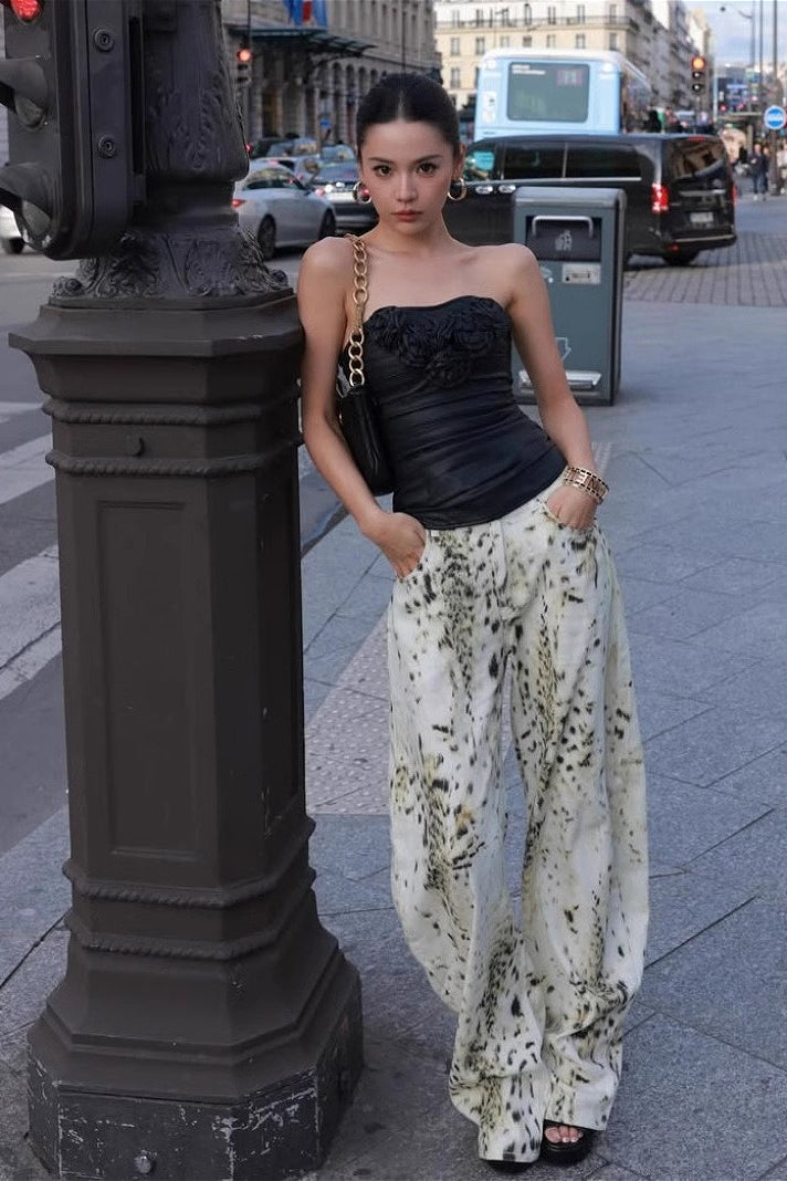 Vintage Washed Leopard Wide Leg Jeans: the Perfect Concert Outfit