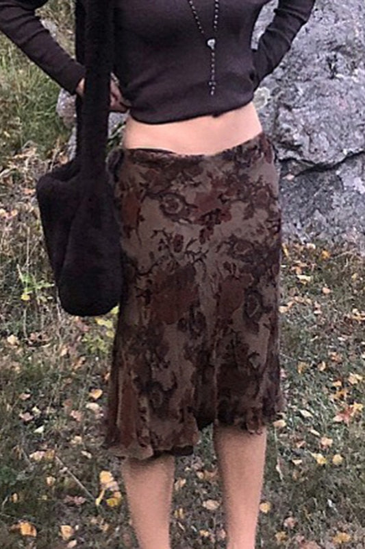 Core S Outfits: Stylish Mesh Lettuce Hem Skirt for Trendy Skirt Outfits