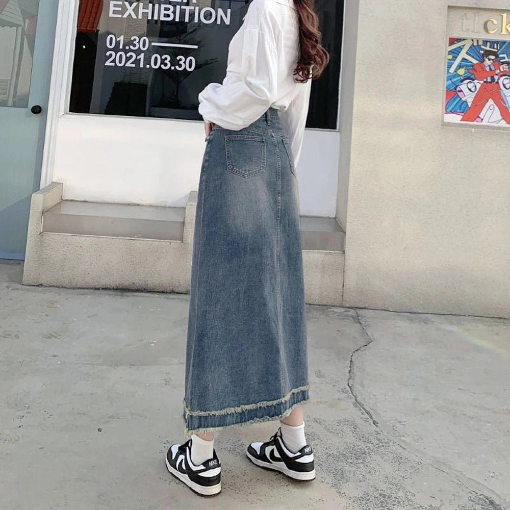 New Style Trends - 90s High Waist Jean Skirt - Outfit Ideas