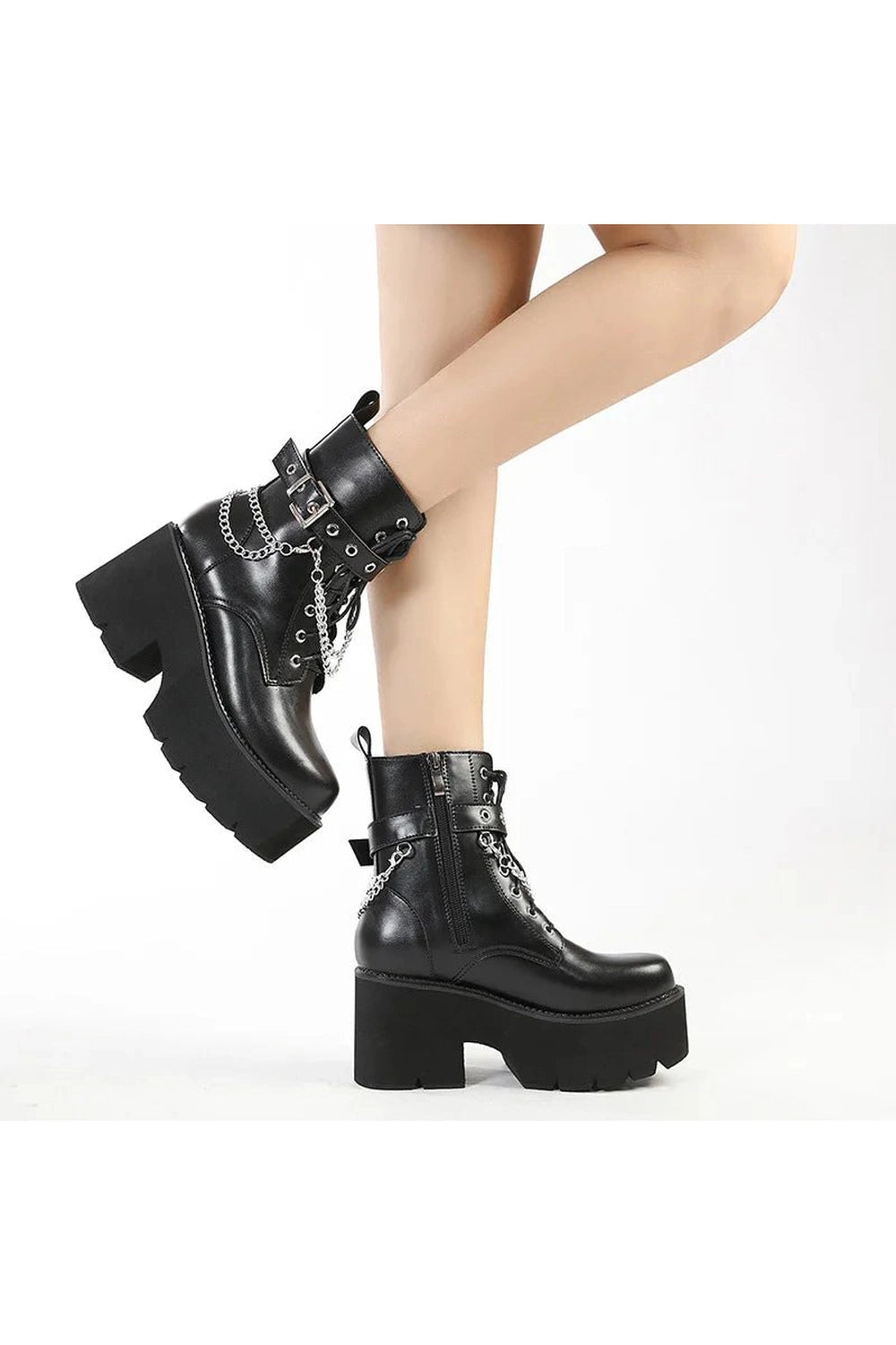 New Style Trends - Alt Black Gothic Platform Combat Boots - Outfit Ideas New Style Trends - Alt Black Gothic Platform Combat Boots - Outfit Ideas
