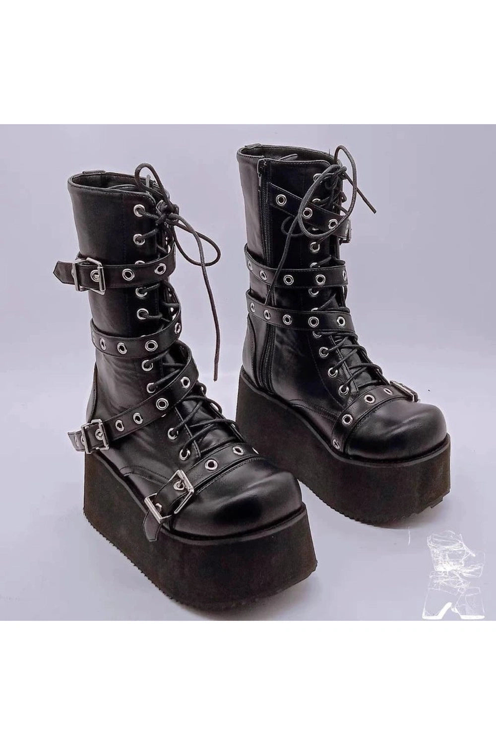 New Style Trends - Alt Couture Platform Gothic Boots - Outfit Ideas New Style Trends - Alt Couture Platform Gothic Boots - Outfit Ideas