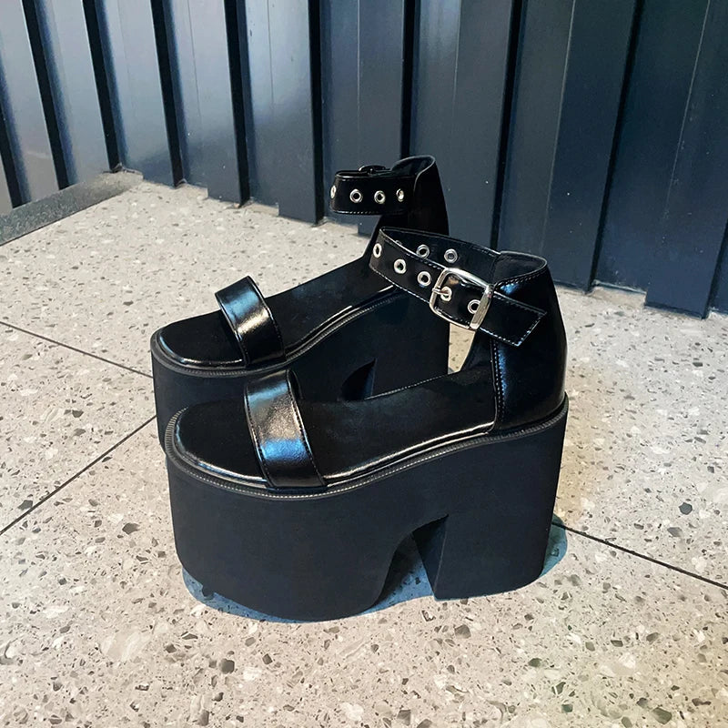 New Style Trends - Alt Darkwave Mega Platform Sandals - Outfit Ideas