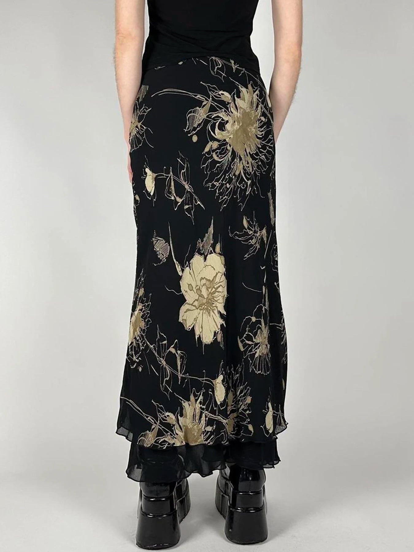 New Style Trends - Alt Edgy Midnight Floral Maxi Skirt - Outfit Ideas