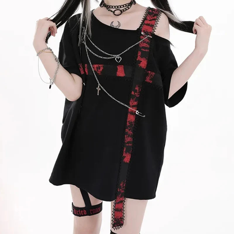 New Style Trends - Bloodline Slash Edgy T-Shirt - Outfit Ideas