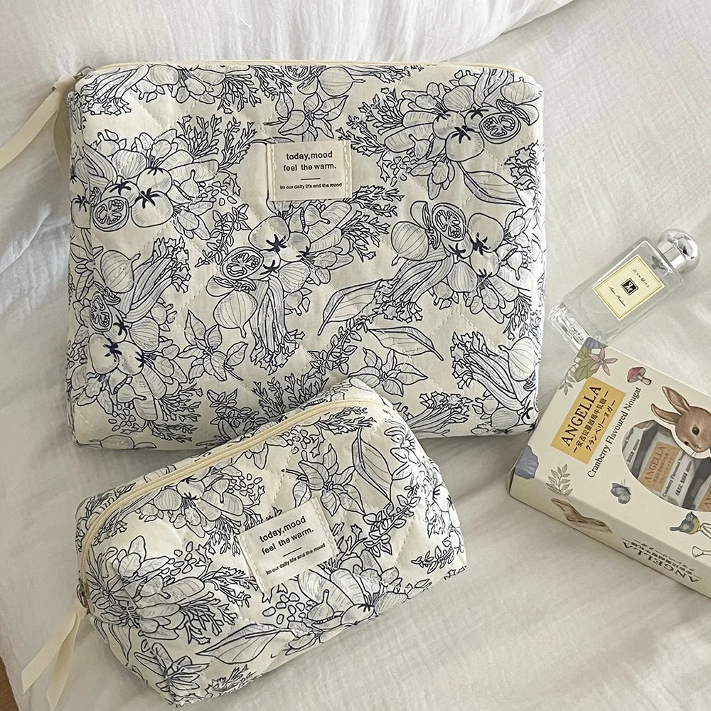 New Style Trends - Coquette Floral Luggage Bags - Outfit Ideas