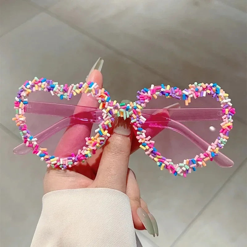 New Style Trends - Cute Candy Pop Heart  Sunglasses - Outfit Ideas
