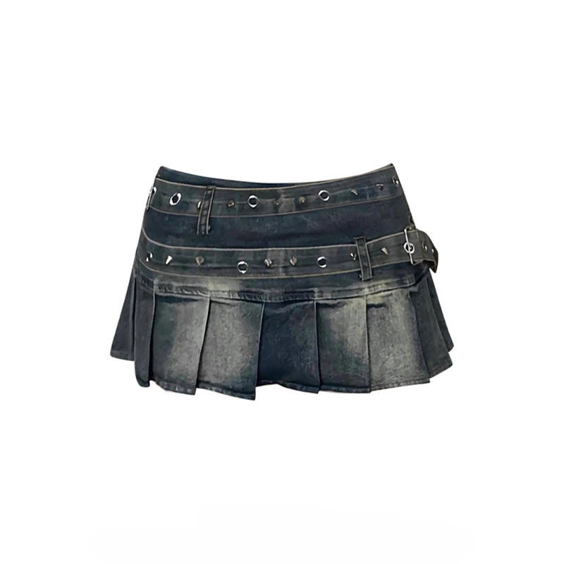 New Style Trends - Edgy Metal Pleat Skirt - Outfit Ideas