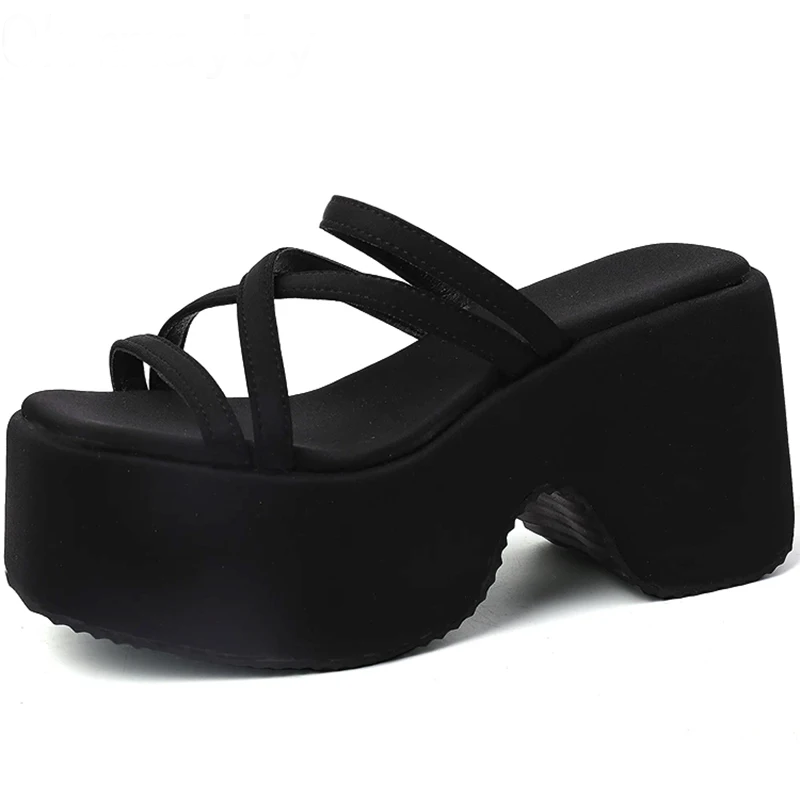 New Style Trends - Jungle Stride Strappy Aesthetic Sandals - Outfit Ideas