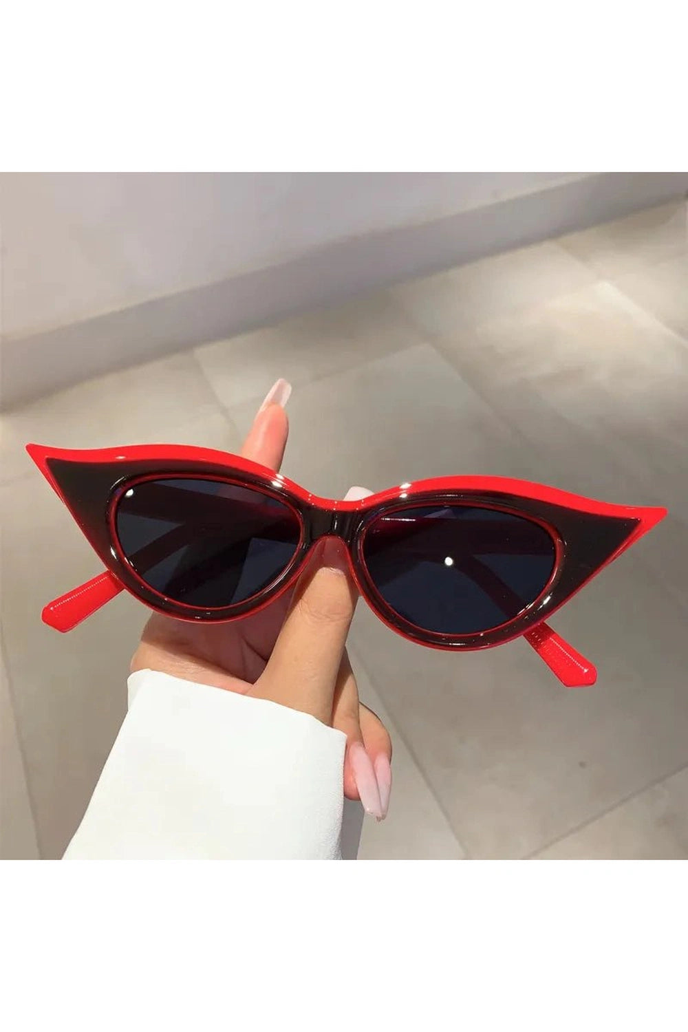 New Style Trends - Retro Cat Eye Trendy Sunglasses - Outfit Ideas