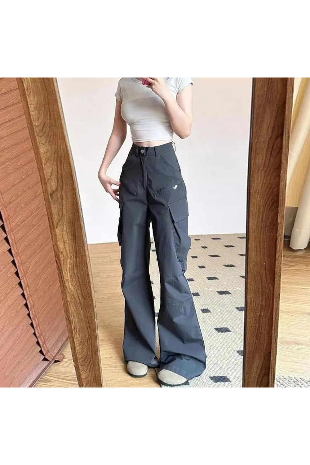 New Style Trends - Y2k Midnight Cargo Flare Pants - Outfit Ideas New Style Trends - Y2k Midnight Cargo Flare Pants - Outfit Ideas