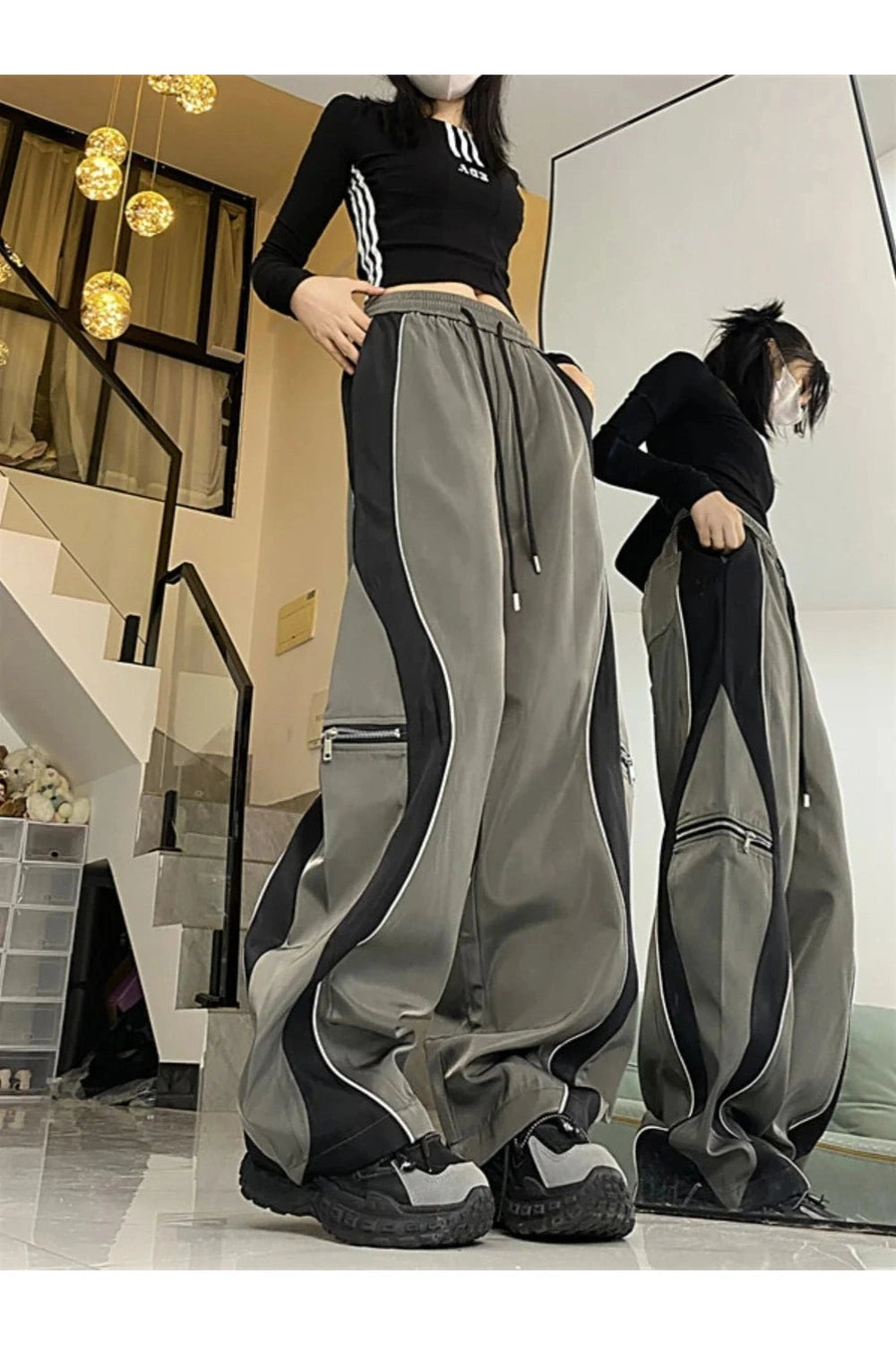 New Style Trends - Y2k Techwear Contrast Wide-Leg Pants - Outfit Ideas New Style Trends - Y2k Techwear Contrast Wide-Leg Pants - Outfit Ideas