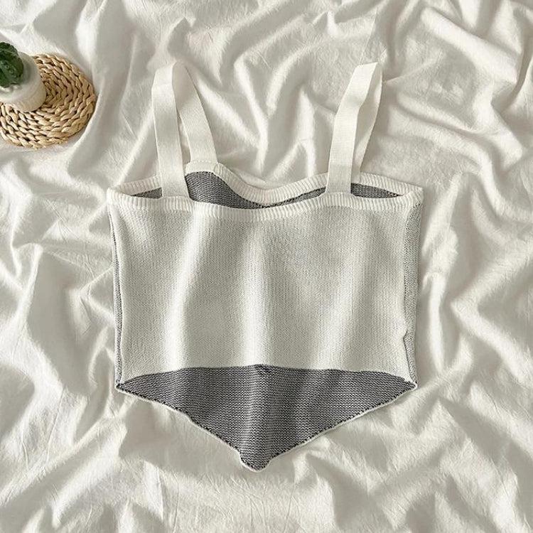 Style Core Aesthetics, New Style Trends - Asymmetric Heart Knitted Crop Top