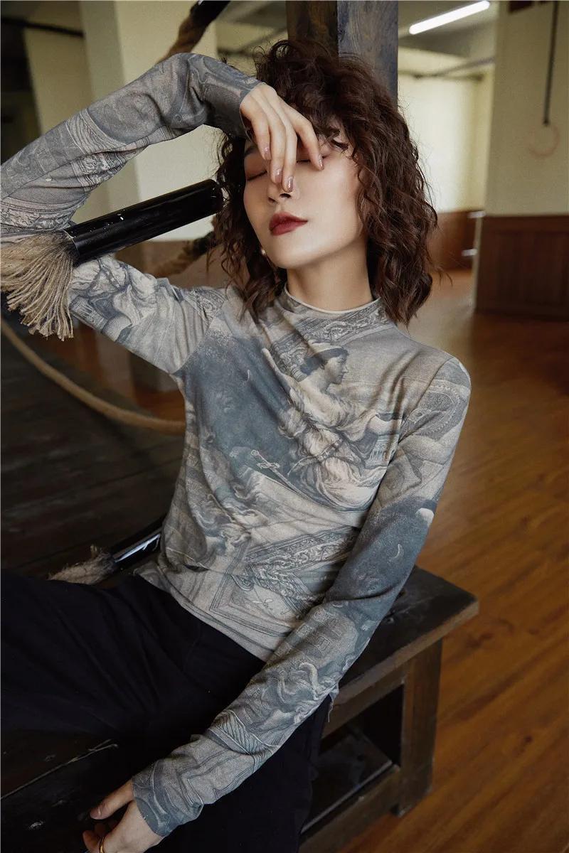 Style Core Aesthetics, New Style Trends - Baroque High Neck Fitted Top