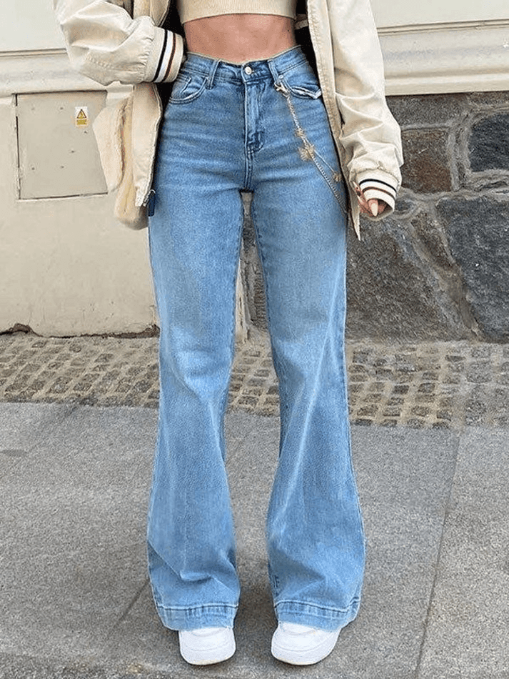 Style Core Aesthetics, New Style Trends - Jean boyfriend délavé à taille moyenne