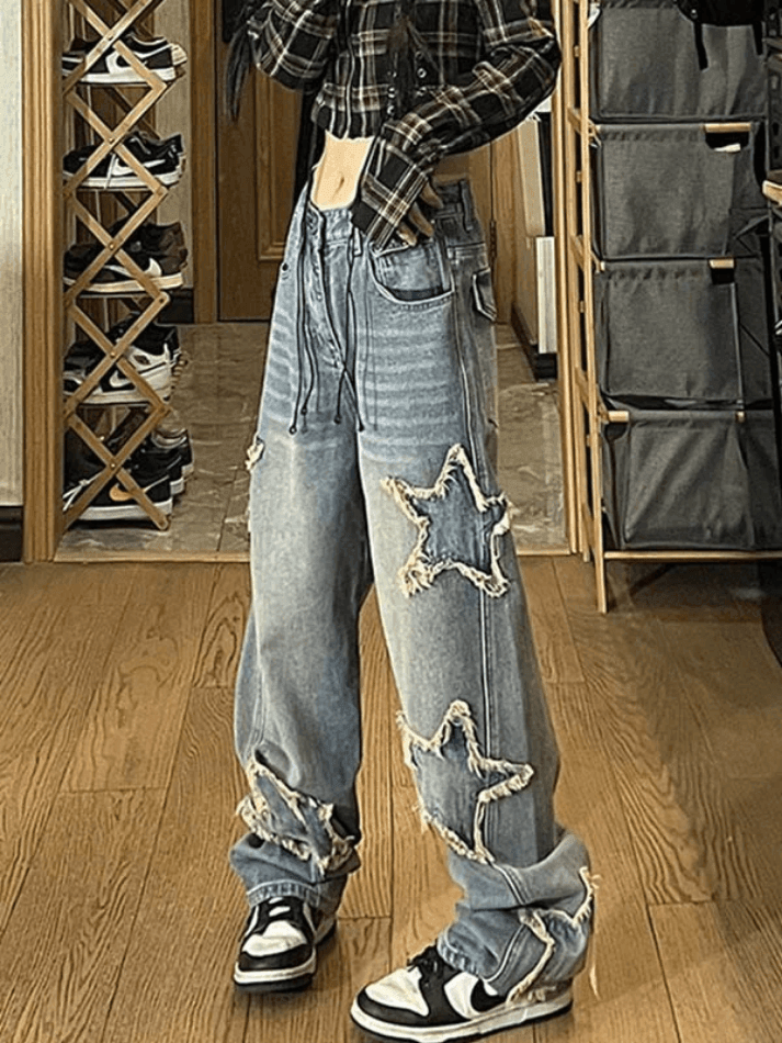 Style Core Aesthetics, New Style Trends - Jean boyfriend délavé vintage avec écusson étoile