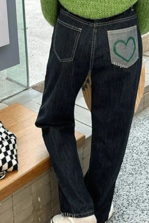 Style Core Aesthetics, New Style Trends - Jean boyfriend à patch au dos