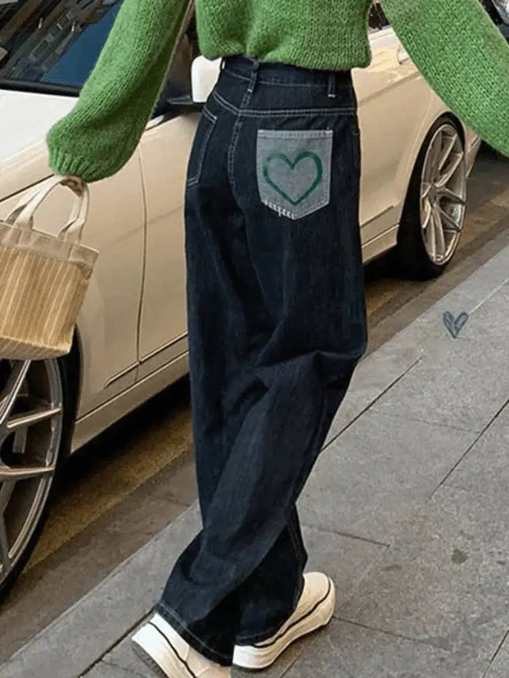 Style Core Aesthetics, New Style Trends - Jean boyfriend à patch au dos