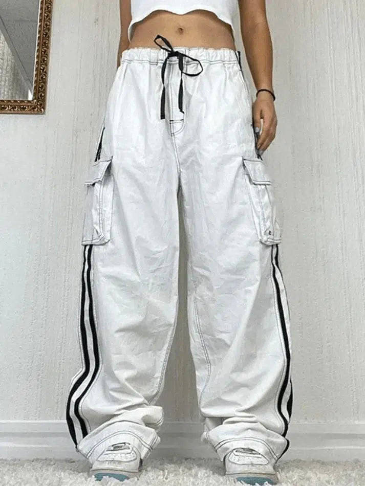 Style Core Aesthetics, New Style Trends - Jogger baggy blanc à rayures latérales