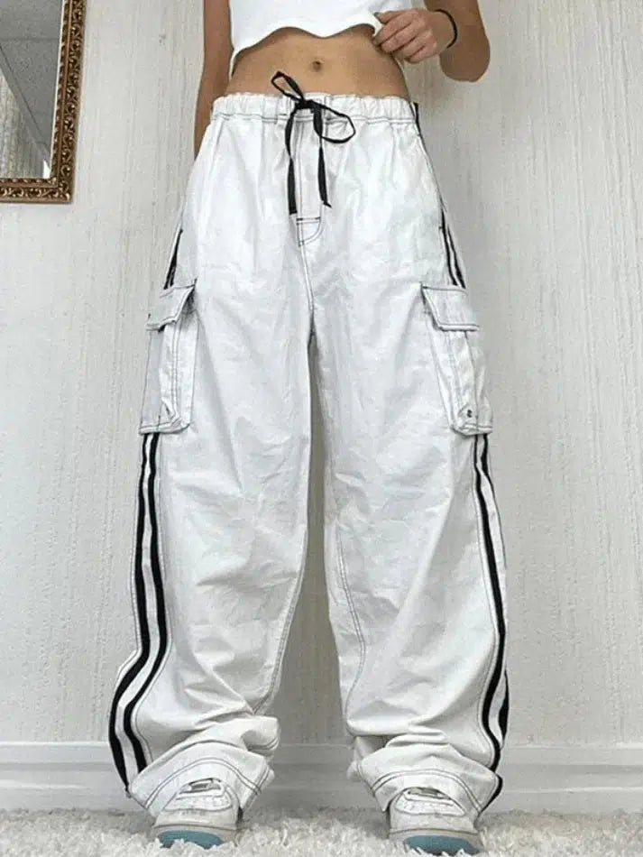 Style Core Aesthetics, New Style Trends - Jogger baggy blanc à rayures latérales