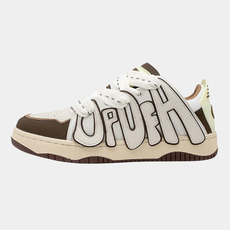 Style Core Aesthetics, New Style Trends - 'Laced' Shoes