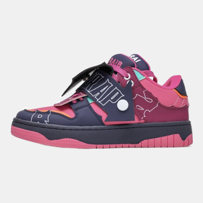 Style Core Aesthetics, New Style Trends - 'Strap' Shoes