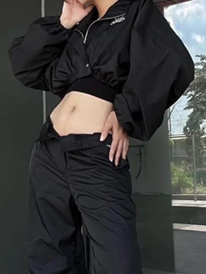 Style Core Aesthetics, New Style Trends - Stretchy Hem Zip Up Lapel Neck Short Jacket