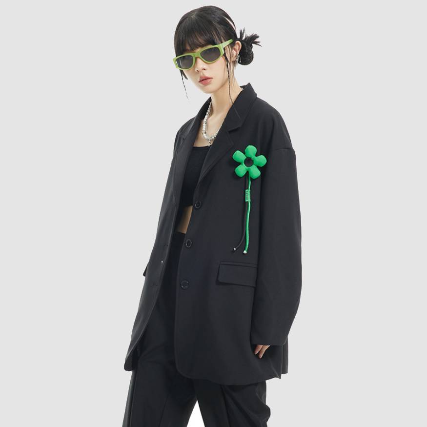 Style Core Aesthetics, New Style Trends Detachable Flower Decor Blazer Style Core Aesthetics, New Style Trends Detachable Flower Decor Blazer