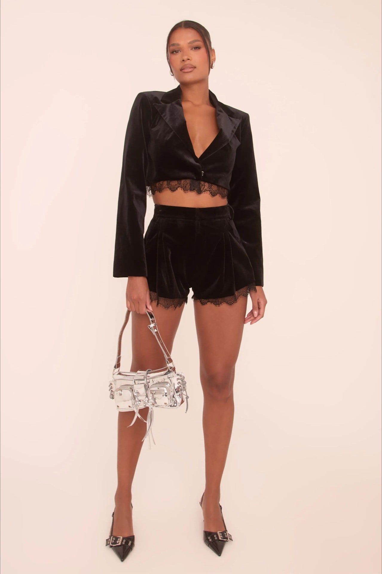 Winter Fashion Inspo Set, Lace Trim Crop Top High-Waisted Shorts Two Pieces Set