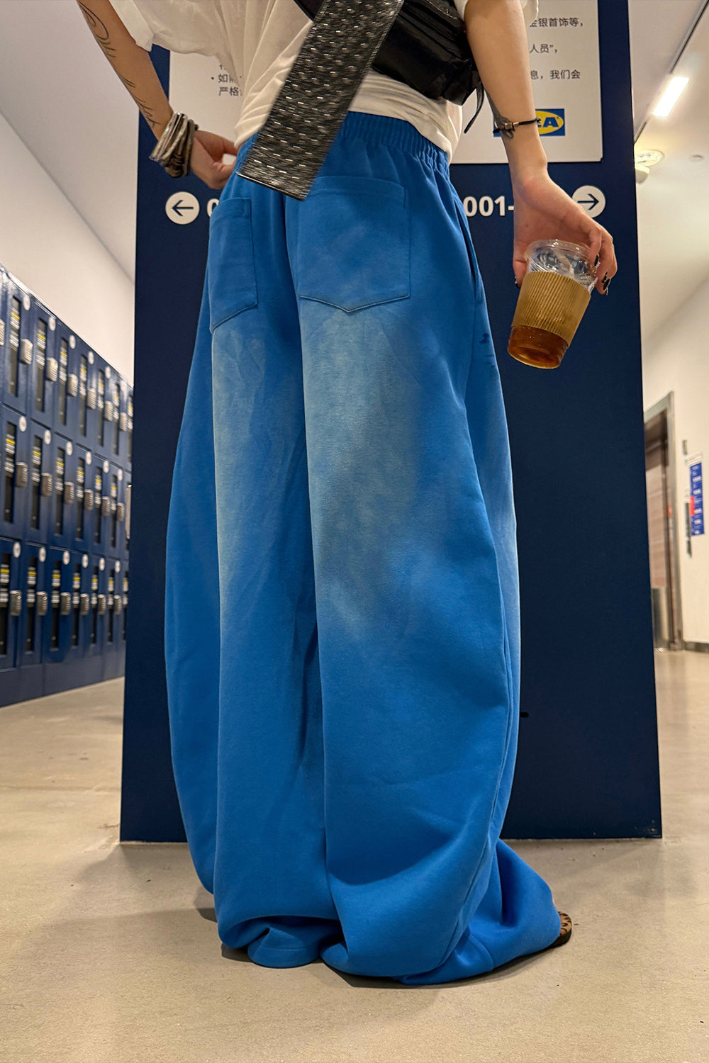 Winter Fashion Inspo Set, Y2K Oversized Blue Sweat Pant